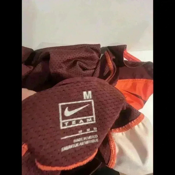Nike Fit Maroon And Orange‎ Size Medium Short Sleeve - Picture 6 of 8